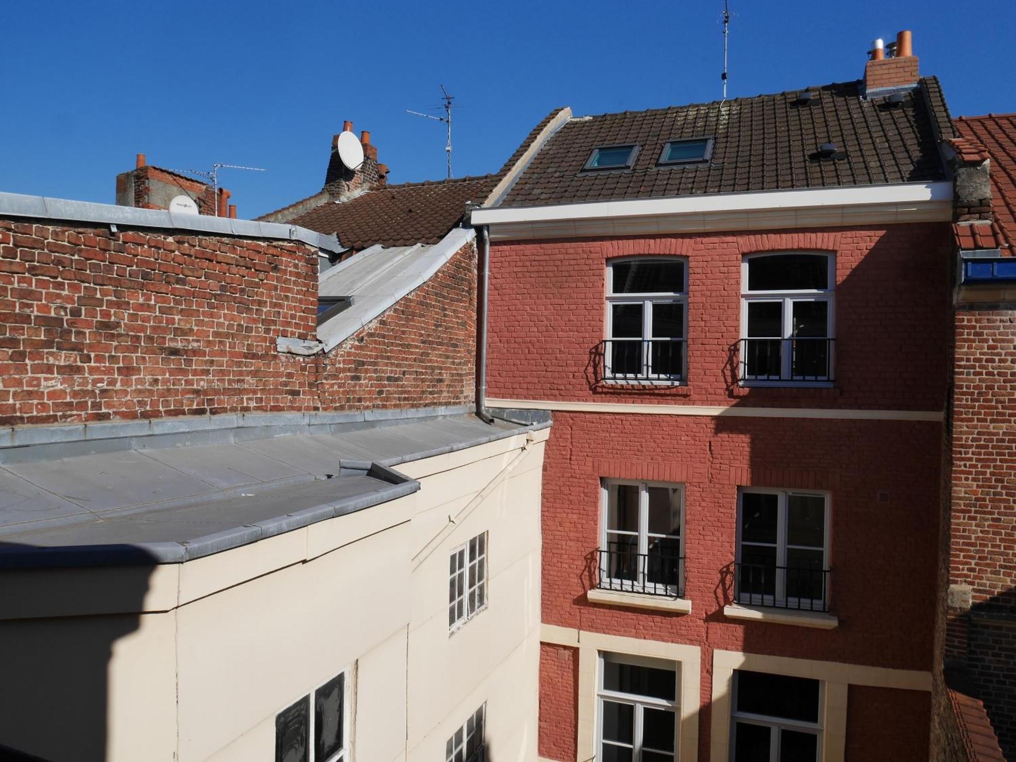 Au Chat Qui Dort Lille - Archives 3 Экстерьер фото